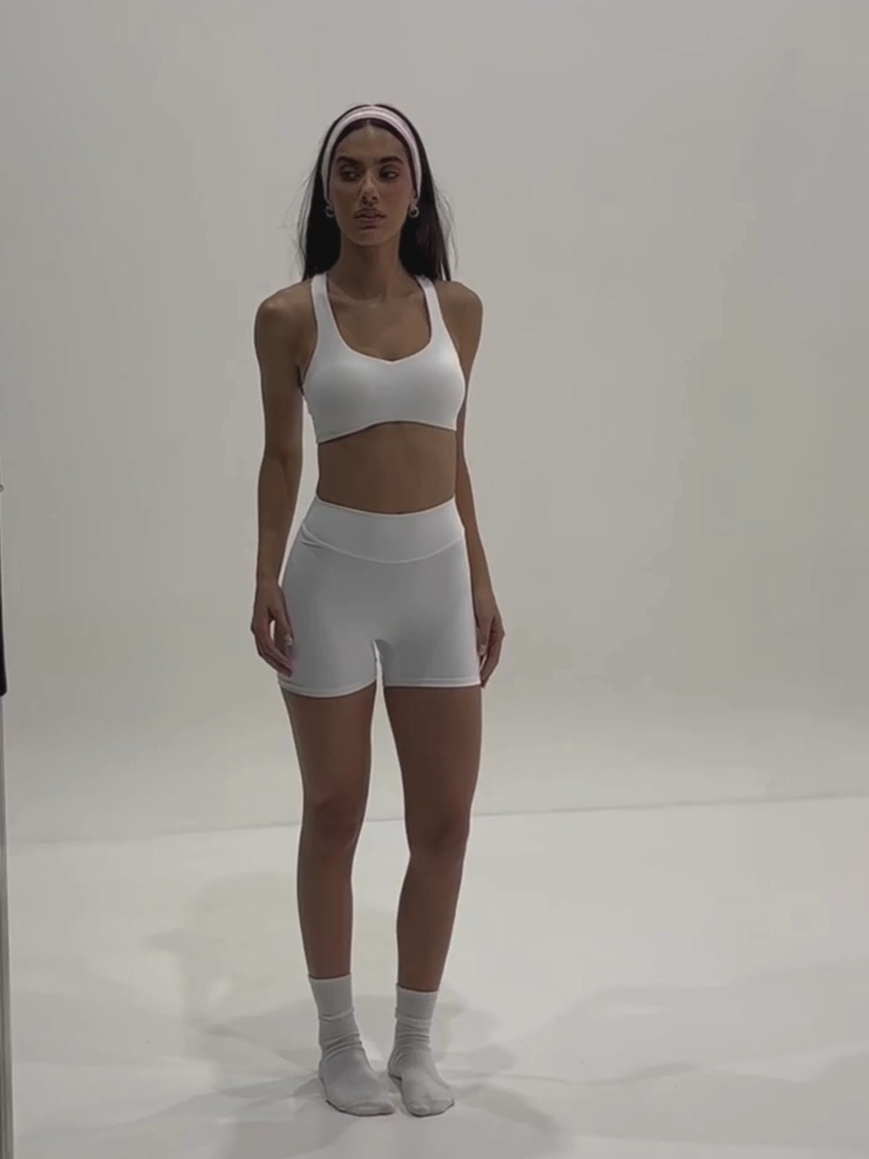 Set Poise Cropped Top + Fitted Short